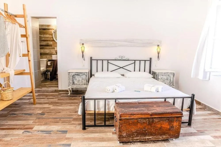Gigi Rooms