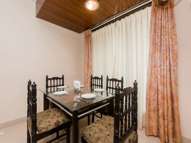 OYO 20017 Silverkey Bandra East