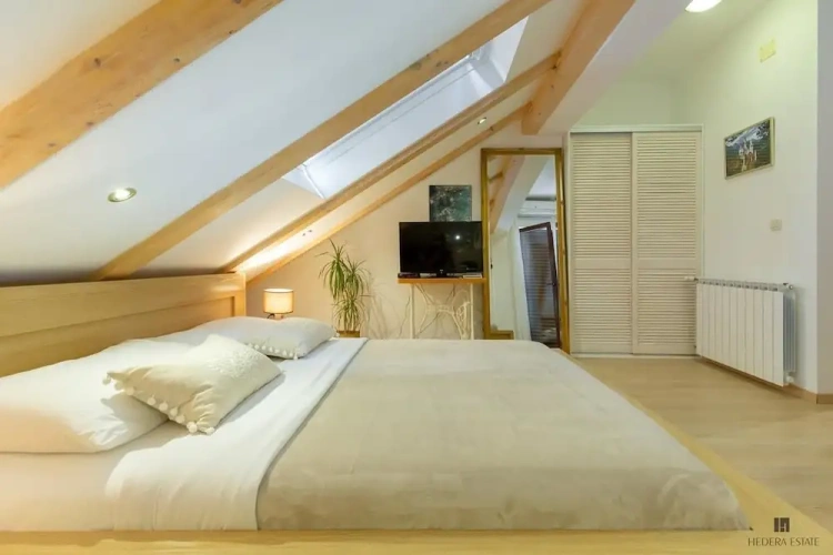 3 Bedrooms Cottage with balcony and with river view
