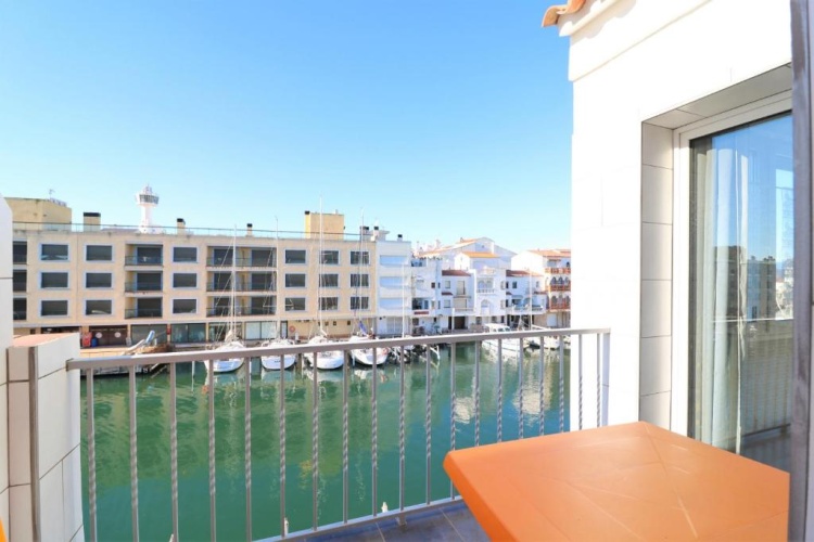 2 Bedrooms Double Apartment