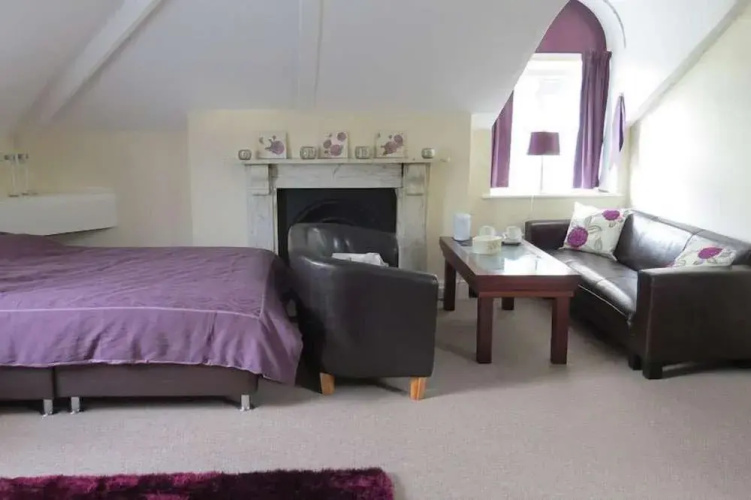 Eagle Lodge Rooms