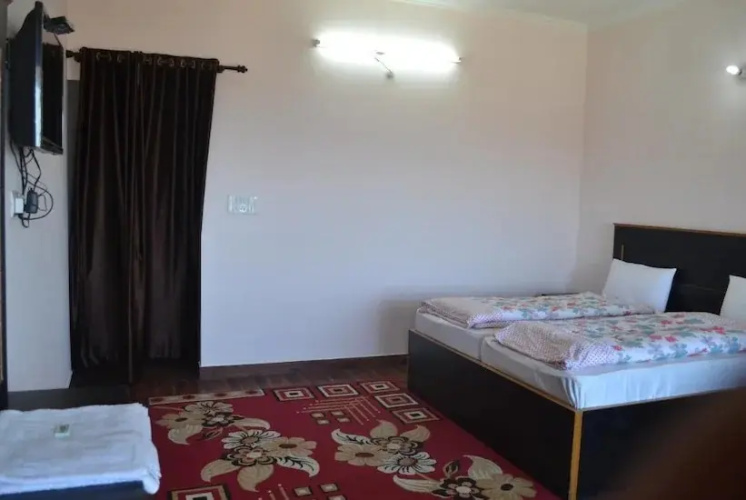 Hotel Himadri