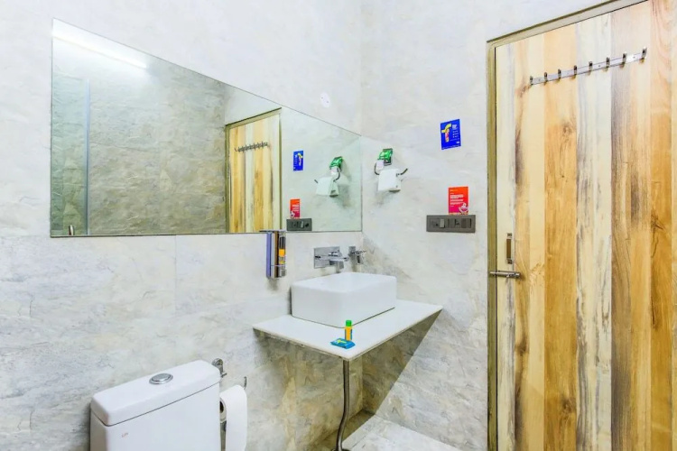 Fabhotel Prime Sr 1