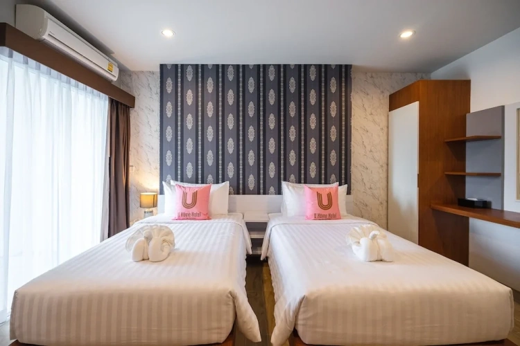 Superior Twin room with balcony