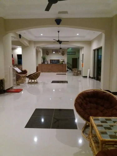 Blue Diamond Guest House - Hostel
