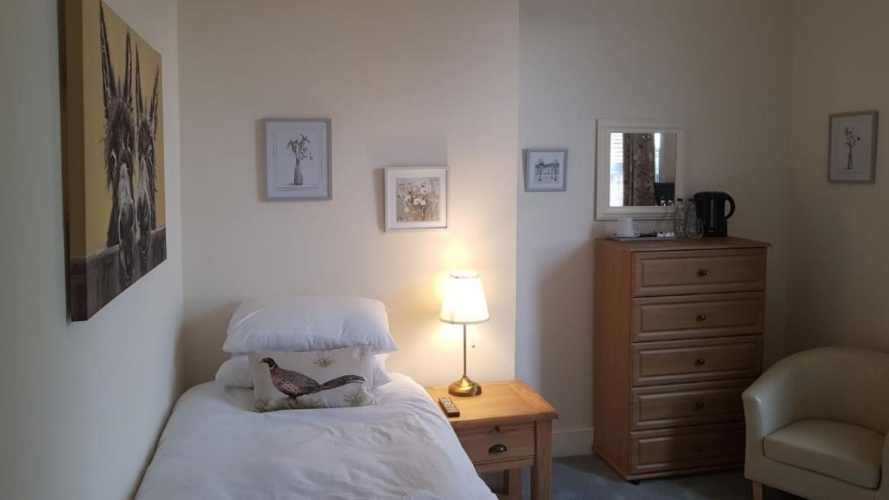 Standard Single room