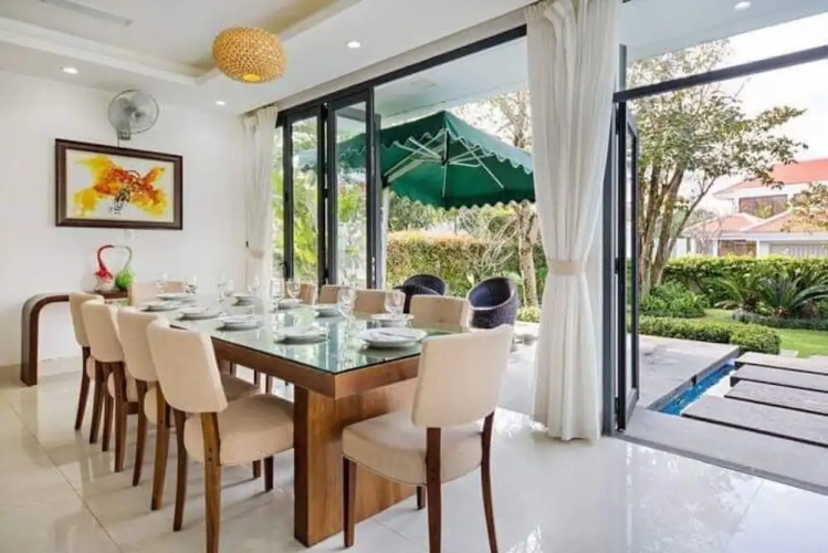 4 Bedrooms Deluxe Villa with garden view