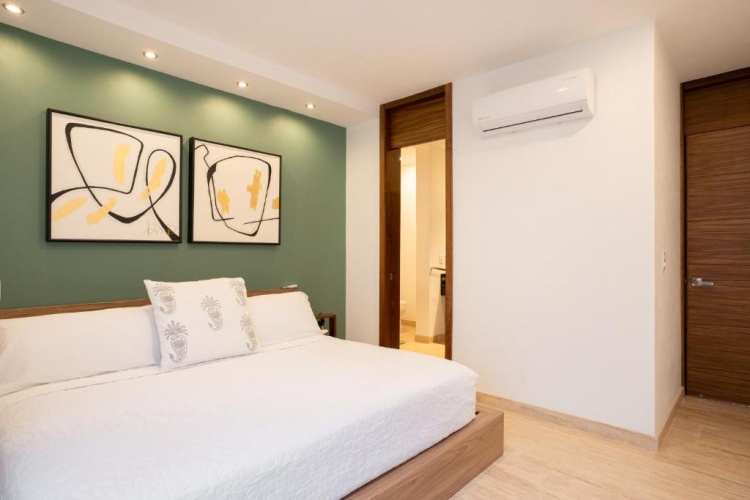 2 Bedrooms Apartment