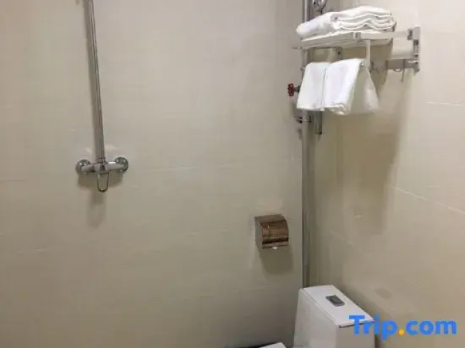 Yuelai Hotel Chain
