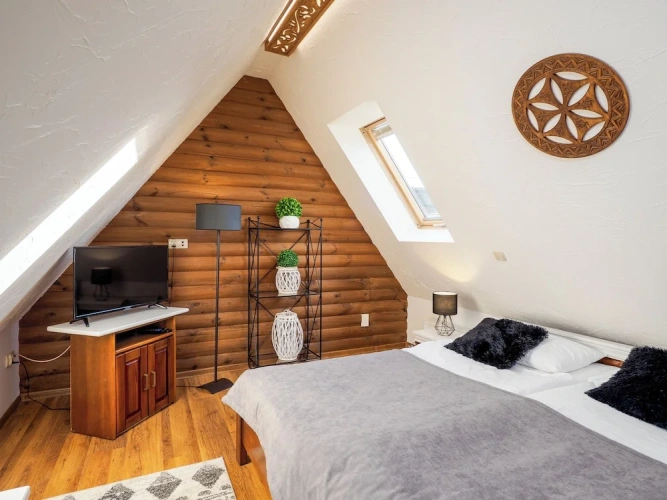 Standard Triple Apartment