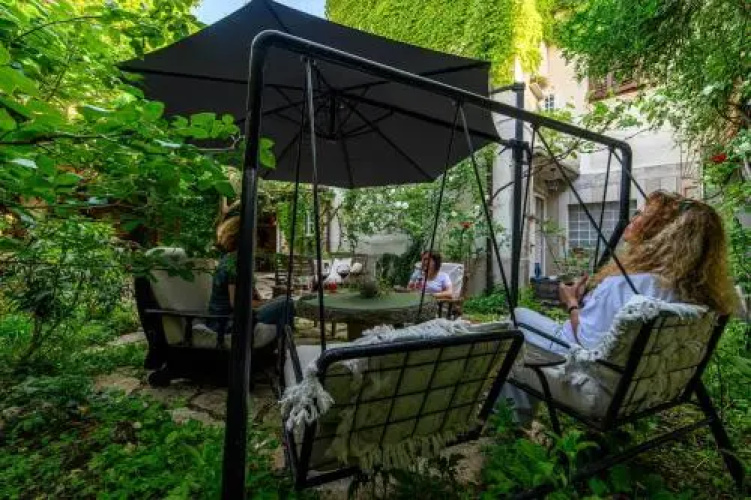 Wine Garden Rooms