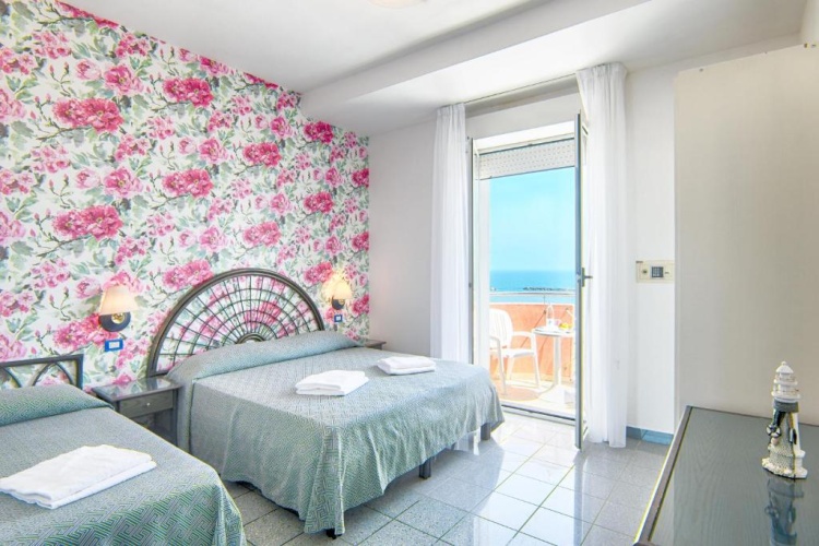 Deluxe Double room with sea view