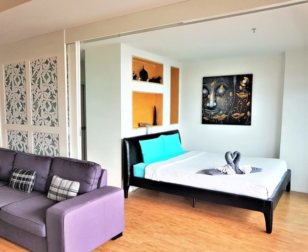1 Bedroom Apartment with sea view