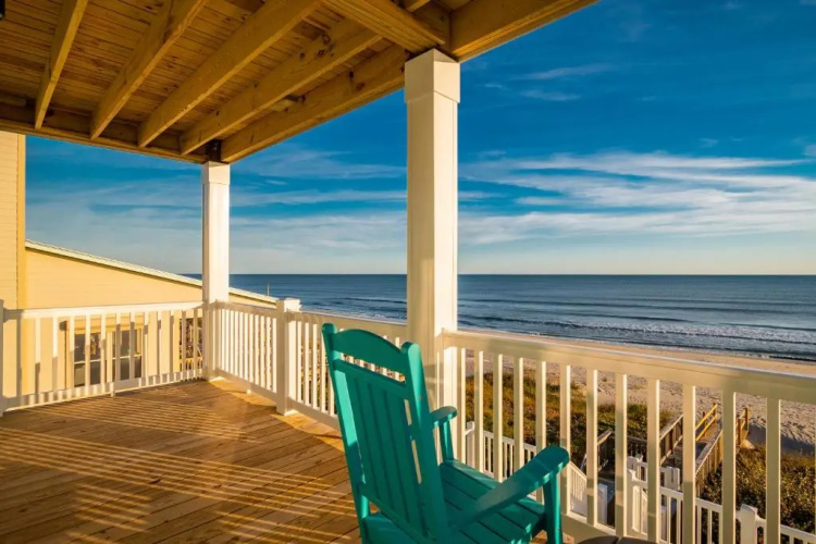 The Sandcastle by Oak Island Accommodations