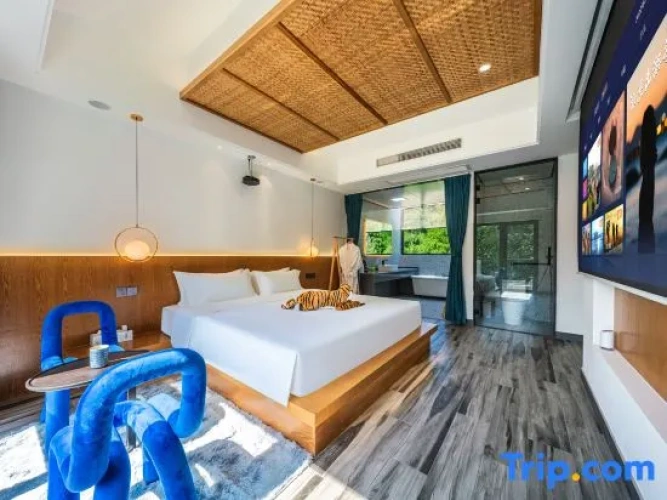Standard Family room