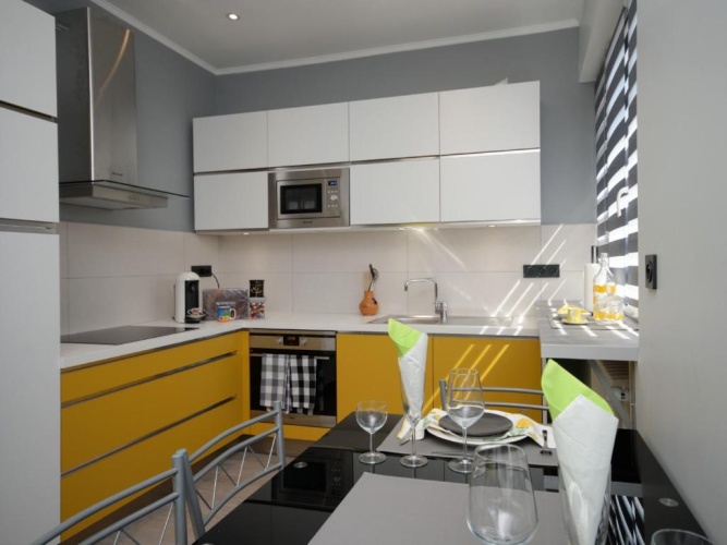 1 Bedroom Apartment