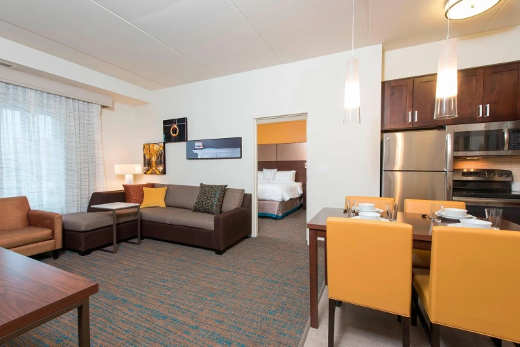 2 Bedrooms Suite