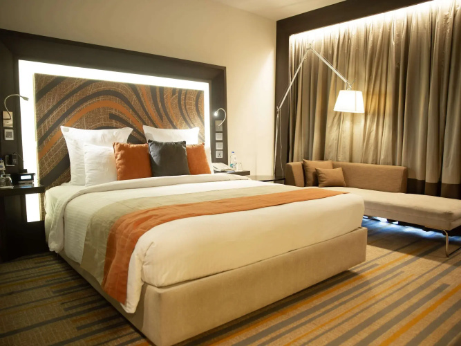 Novotel Kolkata Hotel & Residences Hotel