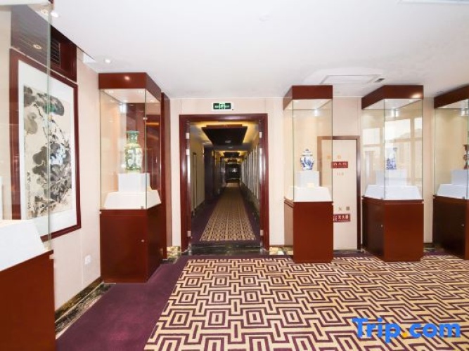 Jinyang International Hotel