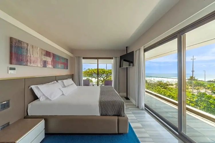 Master Double Suite oceanfront