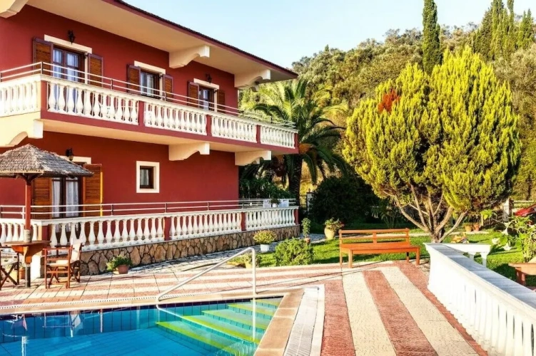 2 Bedrooms Apartment with view