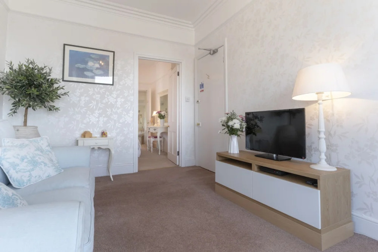 Barnes Fell Apartments