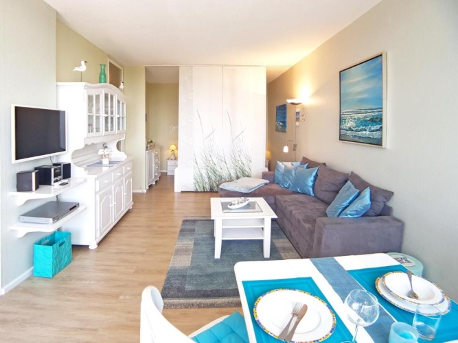 2 Bedrooms Apartment