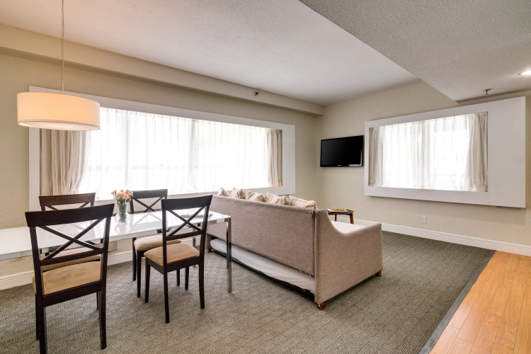 Crest Hotel Suites