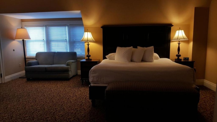 Deluxe Double Suite