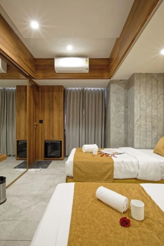 Standard Double room with balcony and with city view
