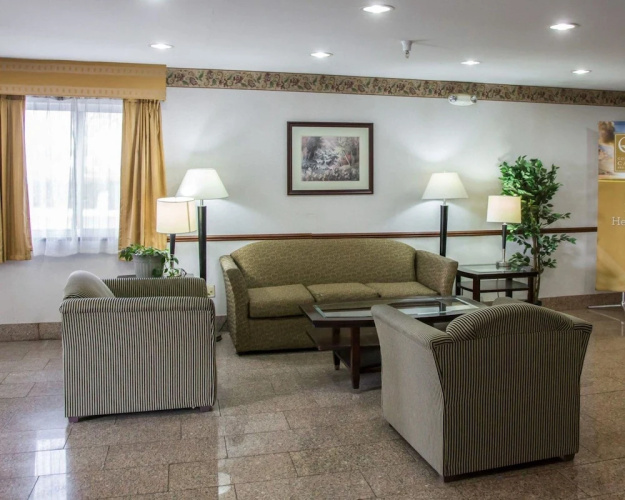 Quality Inn & Suites Loves Park