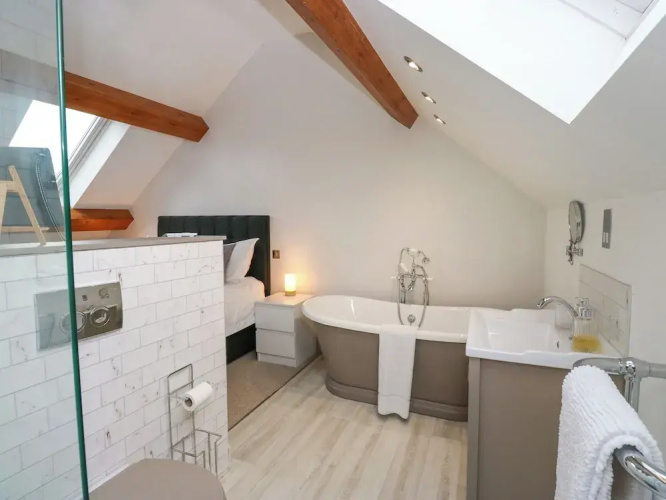 Black House Cottage
