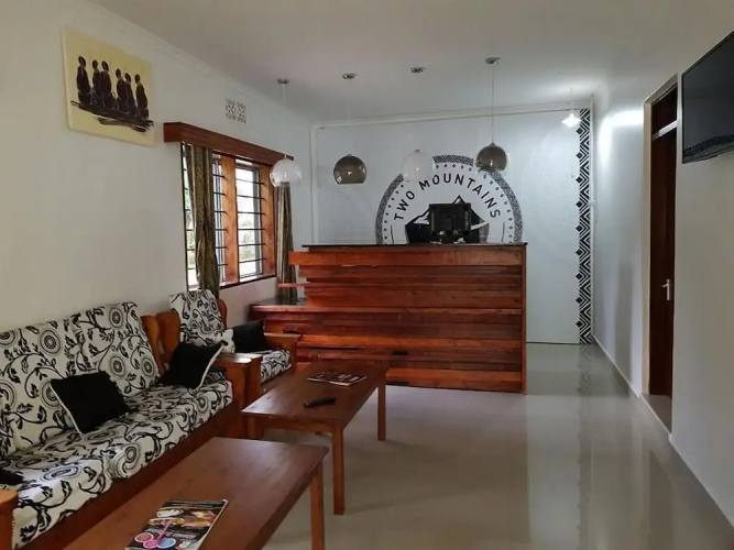 Two Mountains Lodge