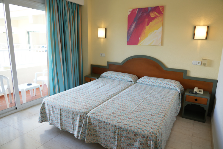 Hotel Invisa Ereso photo 6