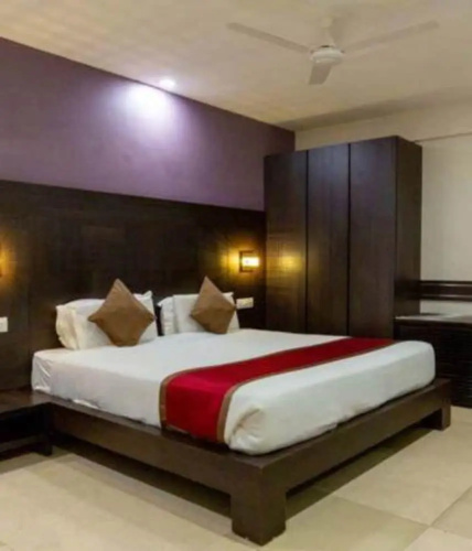 Sukh Hotel