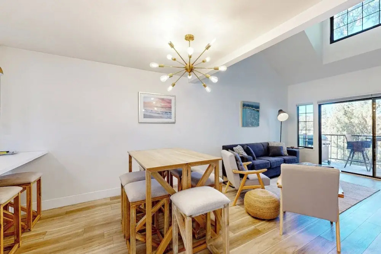 Lake Arrowhead Views! Condo w/ Shared Pool & Spa