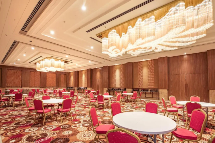 The Lalita Grand