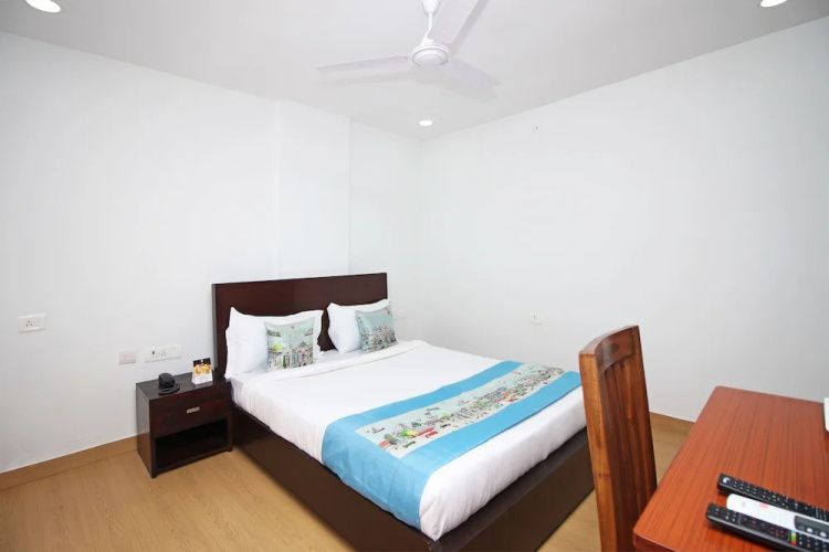 OYO Flagship 589 Dwarka