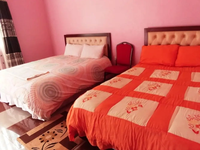 Standard Triple room