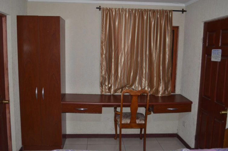 Hotel Santa Laura