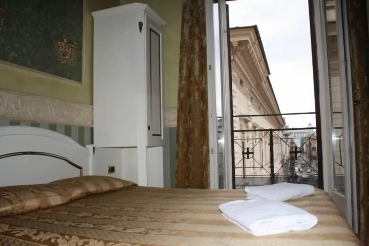 Standard Double room with balcony and with city view