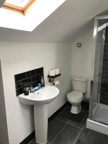 CLIFTON Apartments