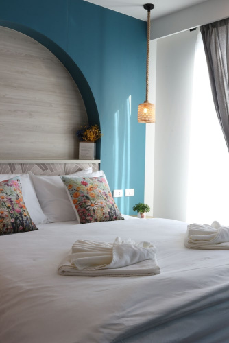 J The Park Condotel
