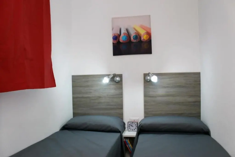 2 Bedrooms Chalet