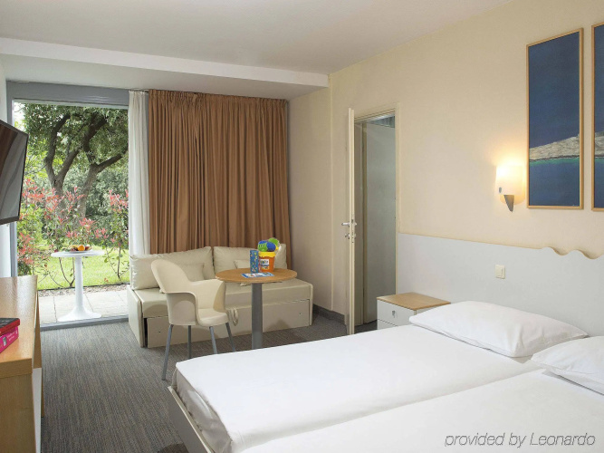 Club Dubrovnik Sunny Hotel by Valamar photo 40