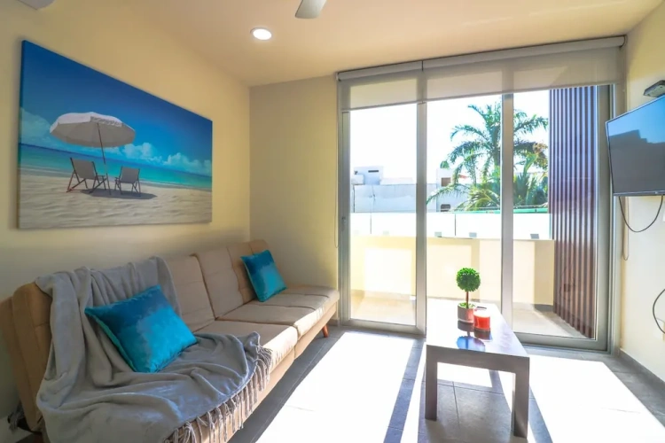 Apartment with balcony