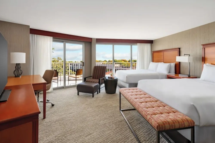 Standard Quadruple room with balcony