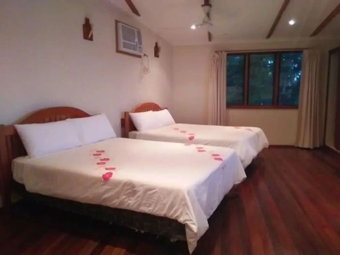 2 Bedrooms Family Villa with balcony and with sea view