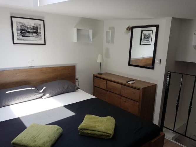 Standard Single Duplex room