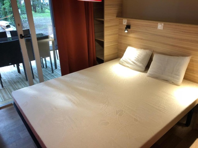 3 Bedrooms Chalet